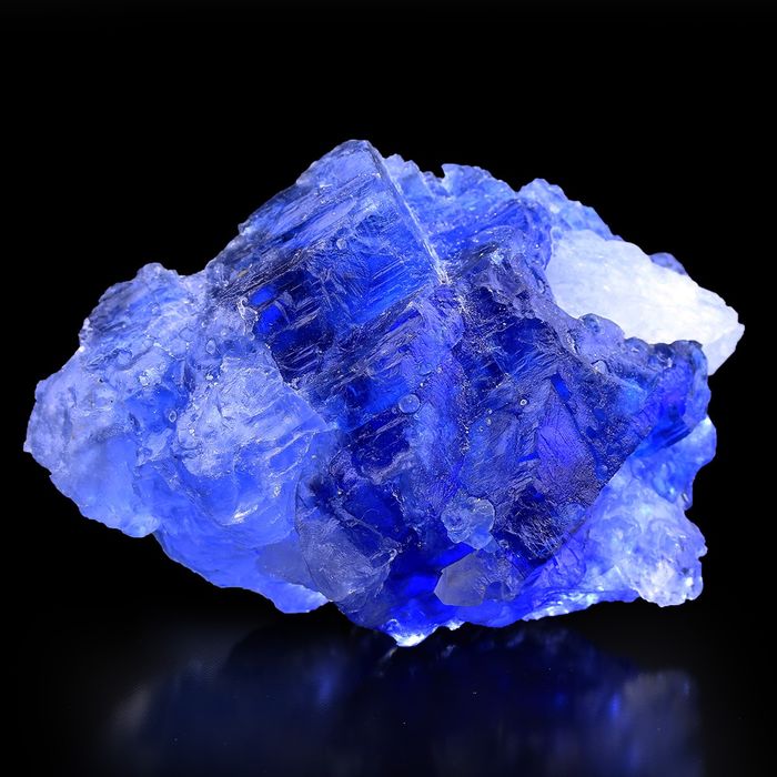 Синий галит Синий галит - Магический кристалл